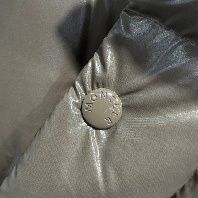 MONCLER 25S DOWN JACKET 378