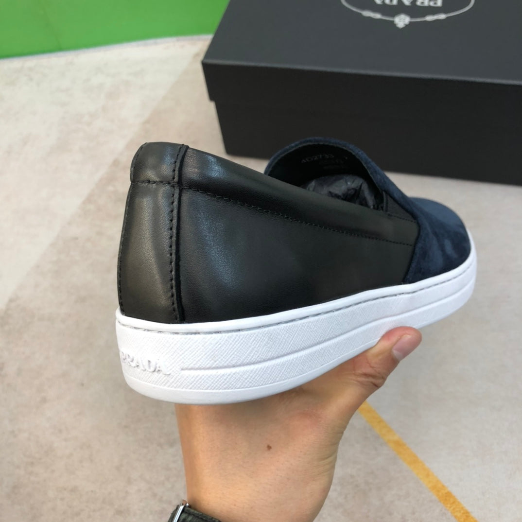 LOAFER IN MIDNIGHT BLUE SUEDE AND BLACK CALFSKIN