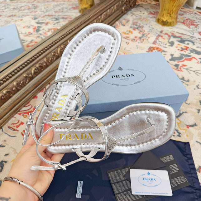 PRADA 26S THONG SANDALS IN SILVER CALFSKIN TRIANGLE LOGO