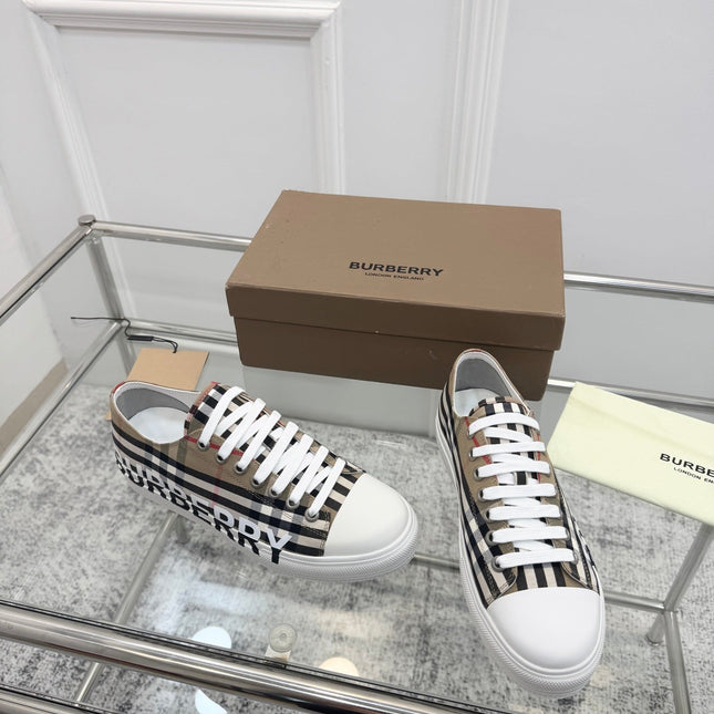BURBERRY 26S VINTAGE CHECK SNEAKERS IN BEIGE AND BLACK CANVAS