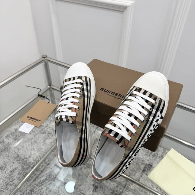 BURBERRY 26S VINTAGE CHECK SNEAKERS IN BEIGE AND BLACK CANVAS
