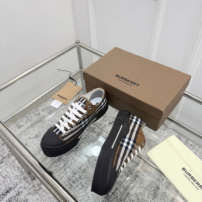BURBERRY 26S VINTAGE CHECK SNEAKERS IN DARK BROWN AND BLACK CANVAS
