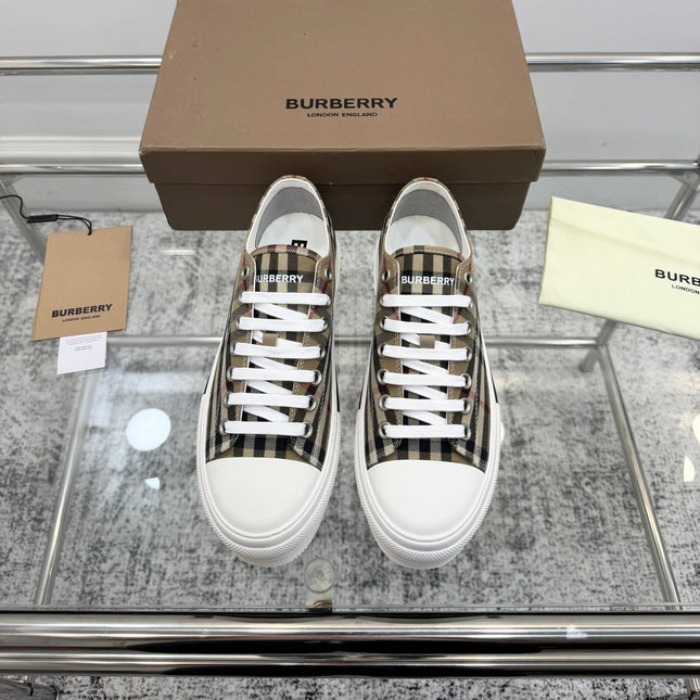 BURBERRY 26S VINTAGE CHECK SNEAKERS IN BROWN AND BLACK CANVAS