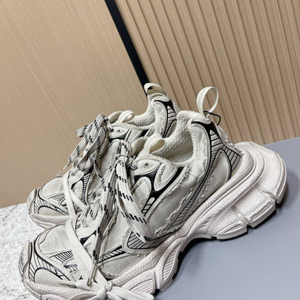 BALENCIAGA 25S 3XL SNEAKERS IN LIGHT TAUPE MIX BLACK PU LEATHER