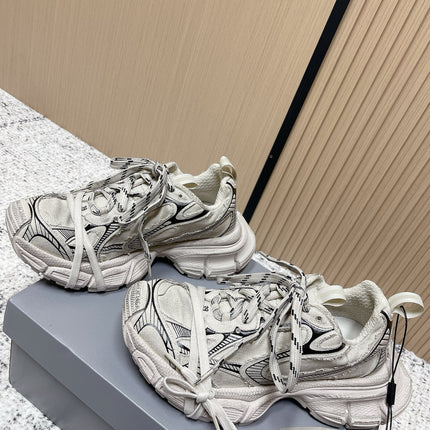 BALENCIAGA 25S 3XL SNEAKERS IN LIGHT TAUPE MIX BLACK PU LEATHER