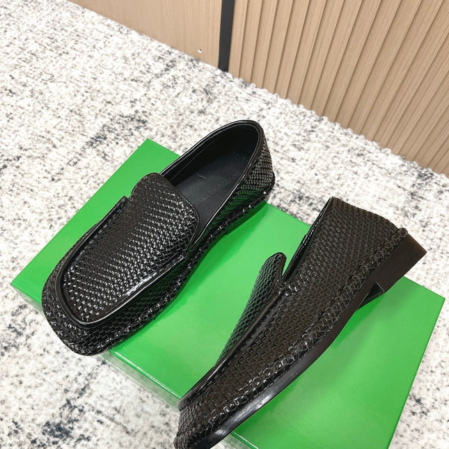 BOTTEGA VENETA 26S LOAFERS IN BLACK INTRECCIATO CALFSKIN