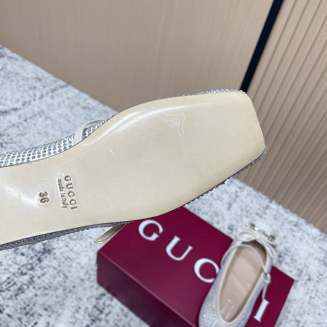 GUCCI 26S BALLET FLATS IN OFF WHITE WITH CRYSTALS