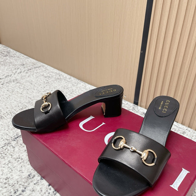 GUCCI 26S HORSEBIT MID-HEEL SANDALS IN BLACK CALFSKIN