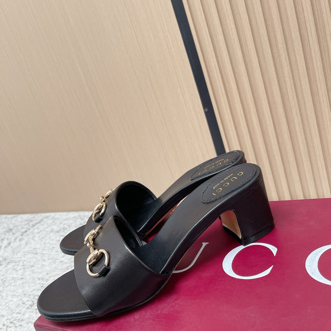 GUCCI 26S HORSEBIT MID-HEEL SANDALS IN BLACK CALFSKIN