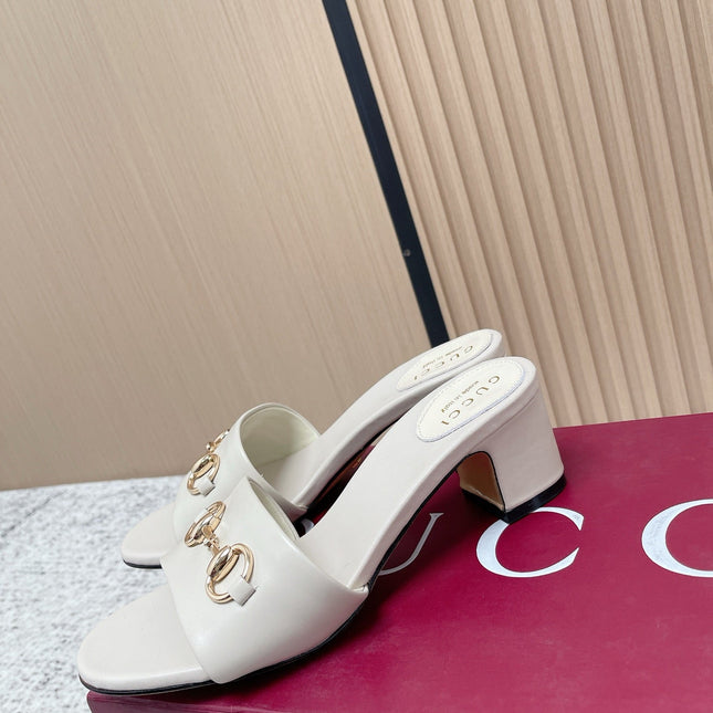 GUCCI 26S HORSEBIT MID-HEEL SANDALS IN CREAM WHITE CALFSKIN
