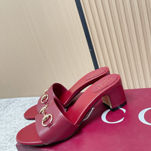 GUCCI 26S HORSEBIT MID-HEEL SANDALS IN DARK RED CALFSKIN