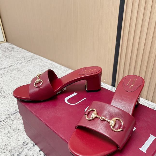 GUCCI 26S HORSEBIT MID-HEEL SANDALS IN DARK RED CALFSKIN