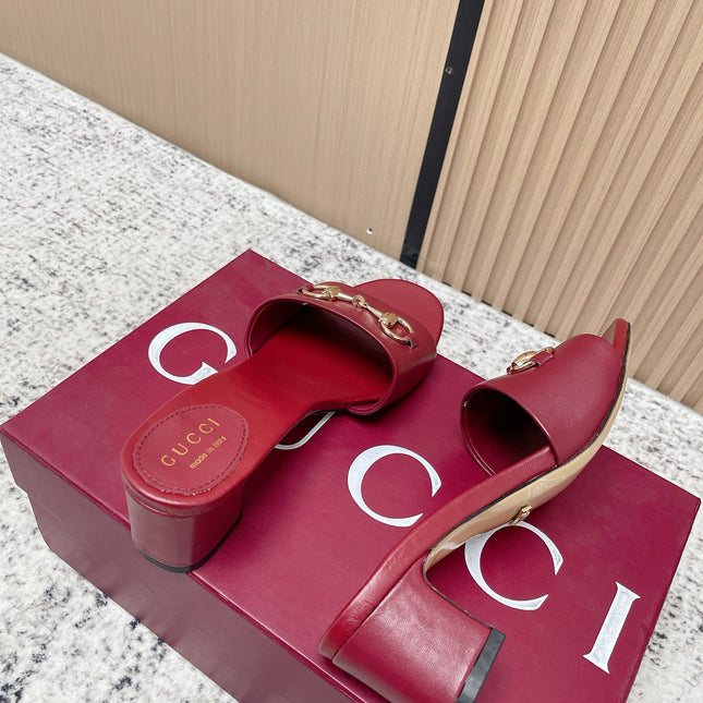 GUCCI 26S HORSEBIT MID-HEEL SANDALS IN DARK RED CALFSKIN