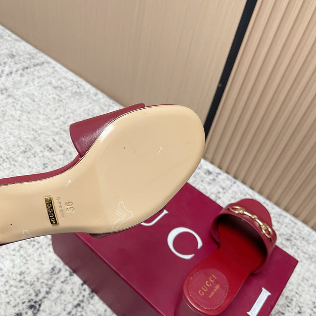 GUCCI 26S HORSEBIT MID-HEEL SANDALS IN DARK RED CALFSKIN
