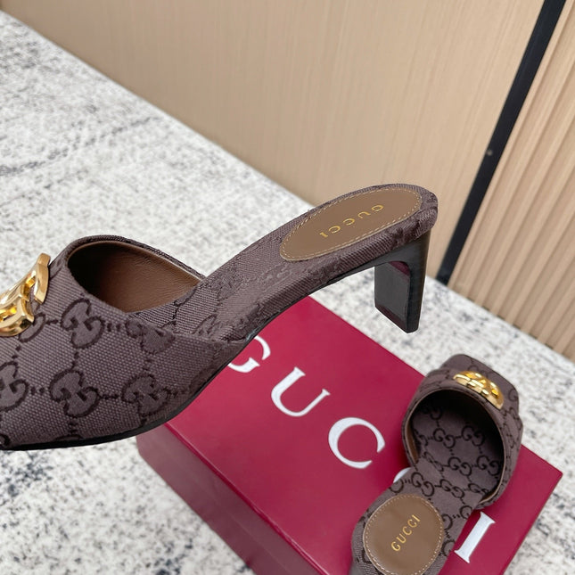 GUCCI 26S HIGH HEELS IN DARK BROWN CANVAS WITH GOLD HARDWARE