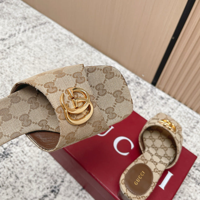 GUCCI 26S HIGH HEELS IN BEIGE CANVAS WITH GOLD HARDWARE
