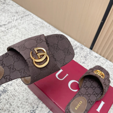 GUCCI 26S SLIDE SANDAL IN DARK BROWN CANVAS