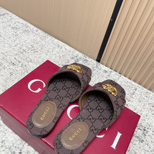 GUCCI 26S SLIDE SANDAL IN DARK BROWN CANVAS