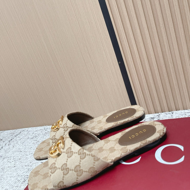 GUCCI 26S SLIDE SANDAL IN BEIGE CANVAS