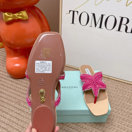 AQUAZZURA 26S STARFISH BEADED THONG SANDALS IN PINK AND BEIGE LAMBSKIN