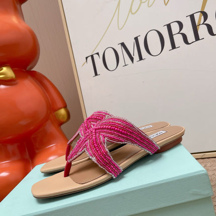 AQUAZZURA 26S STARFISH BEADED THONG SANDALS IN PINK AND BEIGE LAMBSKIN