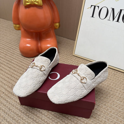 GUCCI 26S LOAFERS IN OFF WHITE GG EMBOSSED SUEDE