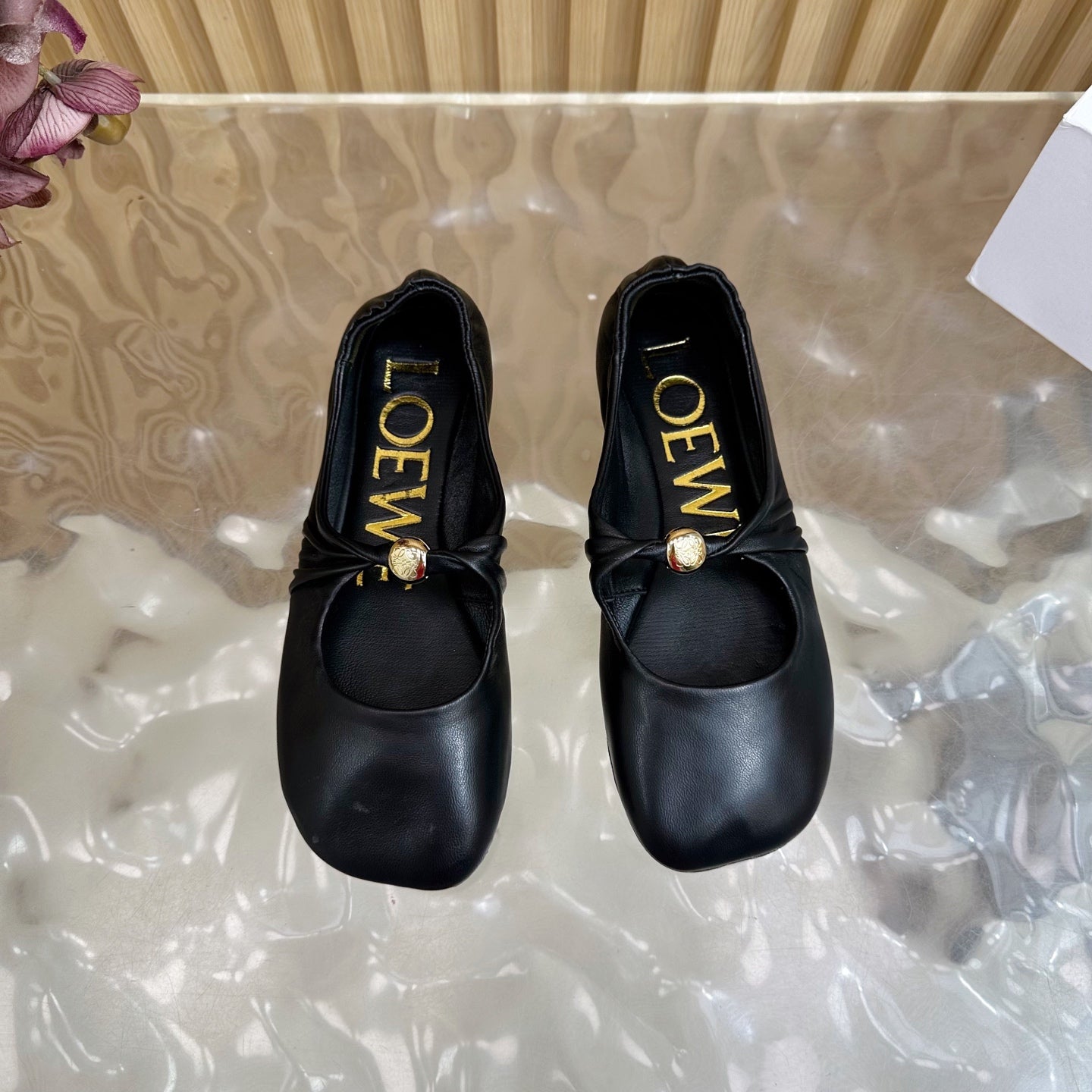 LOEWE 26S BALLET FLATS IN BLACK CALFSKIN