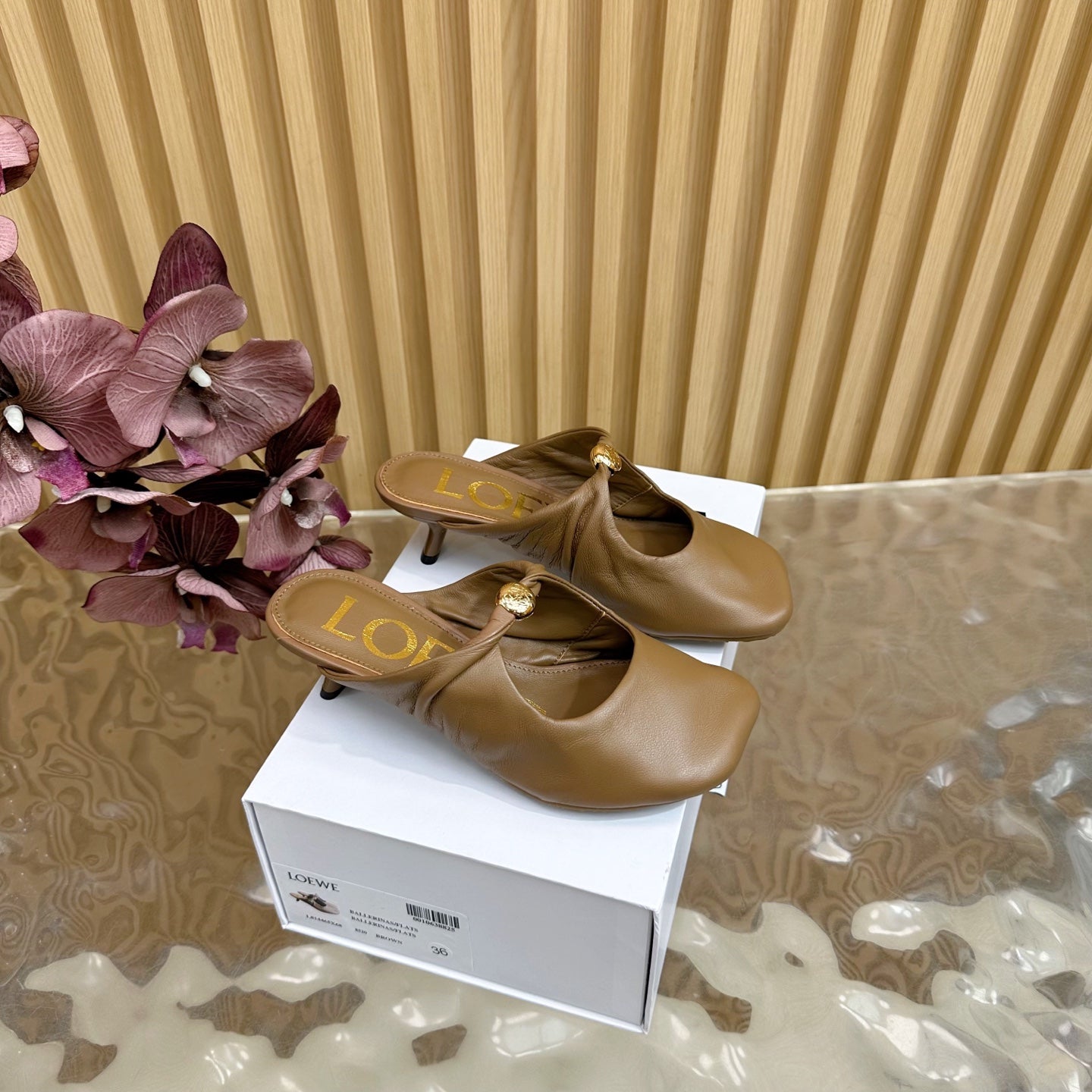 LOEWE 26S PEBBLE SOFT MULE IN BROWN LAMBSKIN GOLD HARDWARE