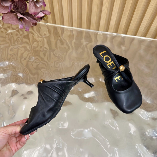 LOEWE 26S PEBBLE SOFT MULE IN BLACK LAMBSKIN GOLD HARDWARE