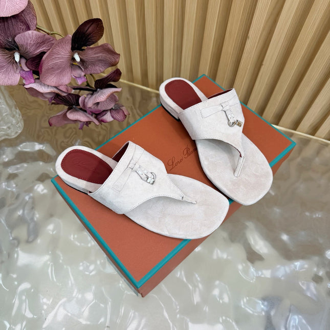 LP 26S THONG SANDALS IN CREAM WHITE SUEDE SILVER HARDWARE