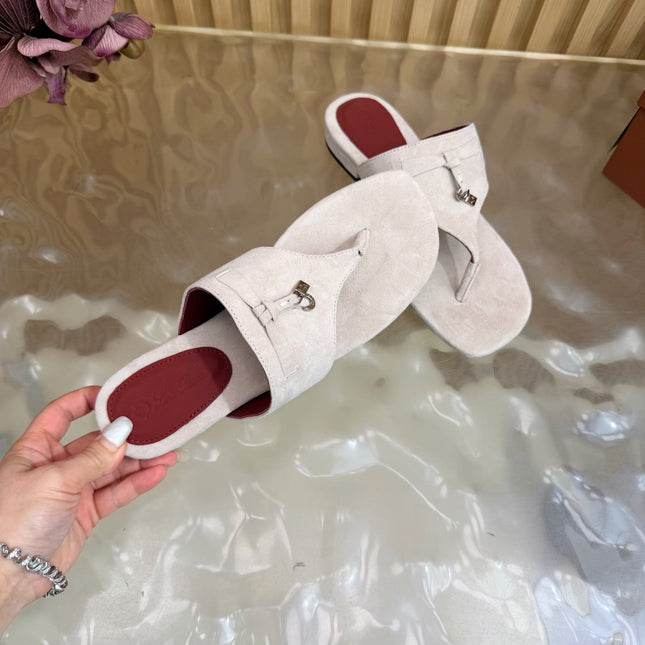 LP 26S THONG SANDALS IN CREAM WHITE SUEDE SILVER HARDWARE