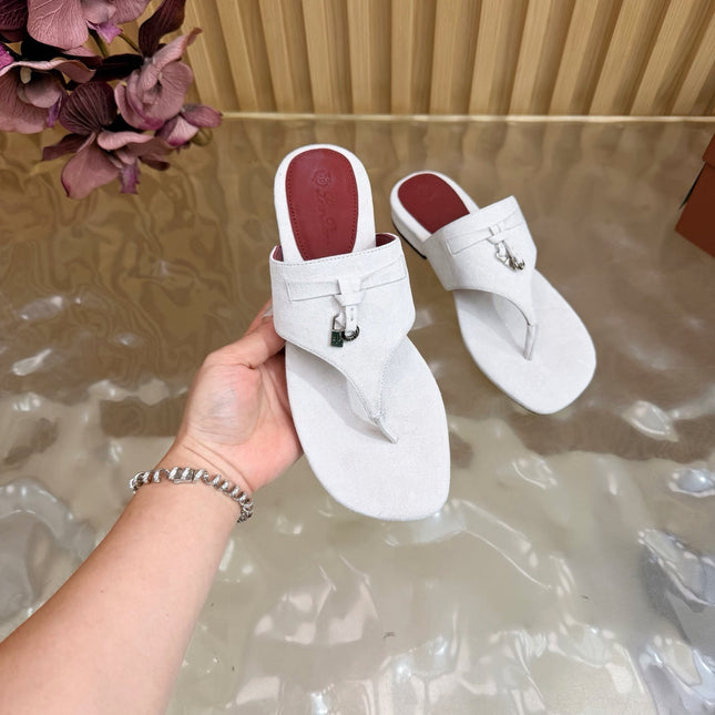 LP 26S THONG SANDALS IN WHITE SUEDE SILVER HARDWARE