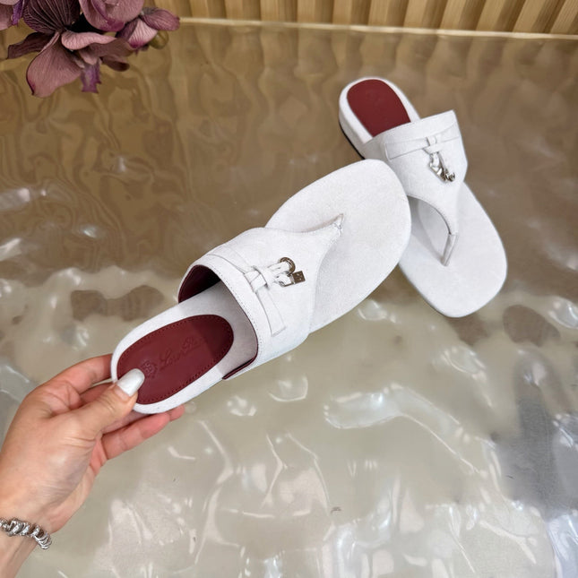 LP 26S THONG SANDALS IN WHITE SUEDE SILVER HARDWARE