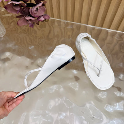 JACQUEMUS 26S CLOSED-BACK THONG SANDALS IN WHITE CALFSKIN