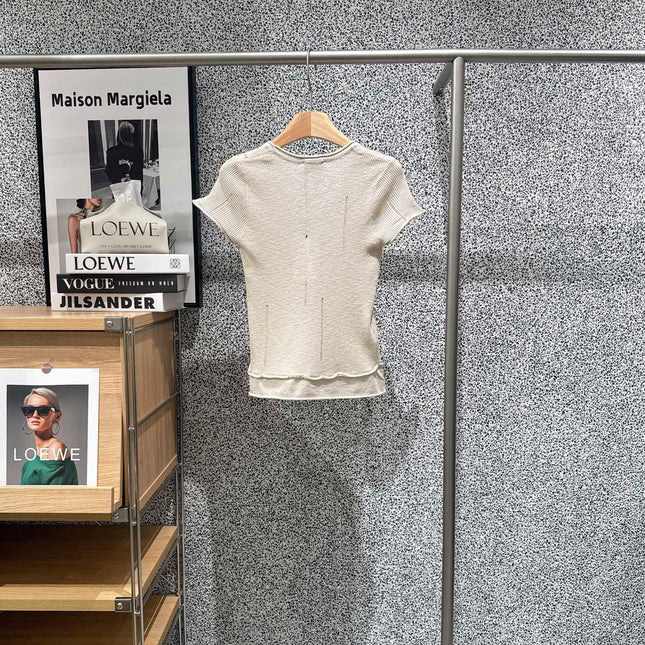 CELINE 26S SHORT-SLEEVE KNIT TOP 463