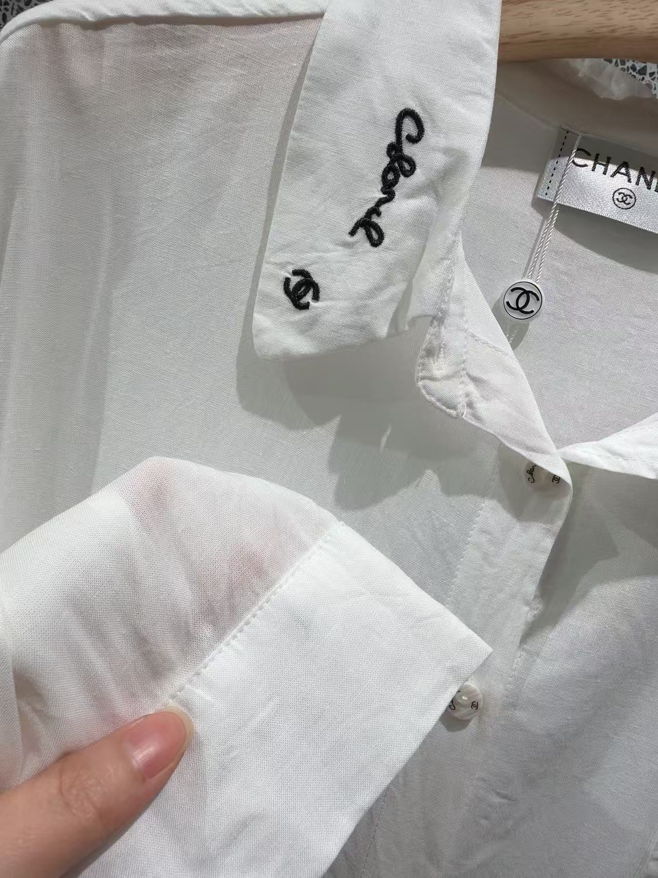 CHANEL 26S WHITE SHIRT 1395