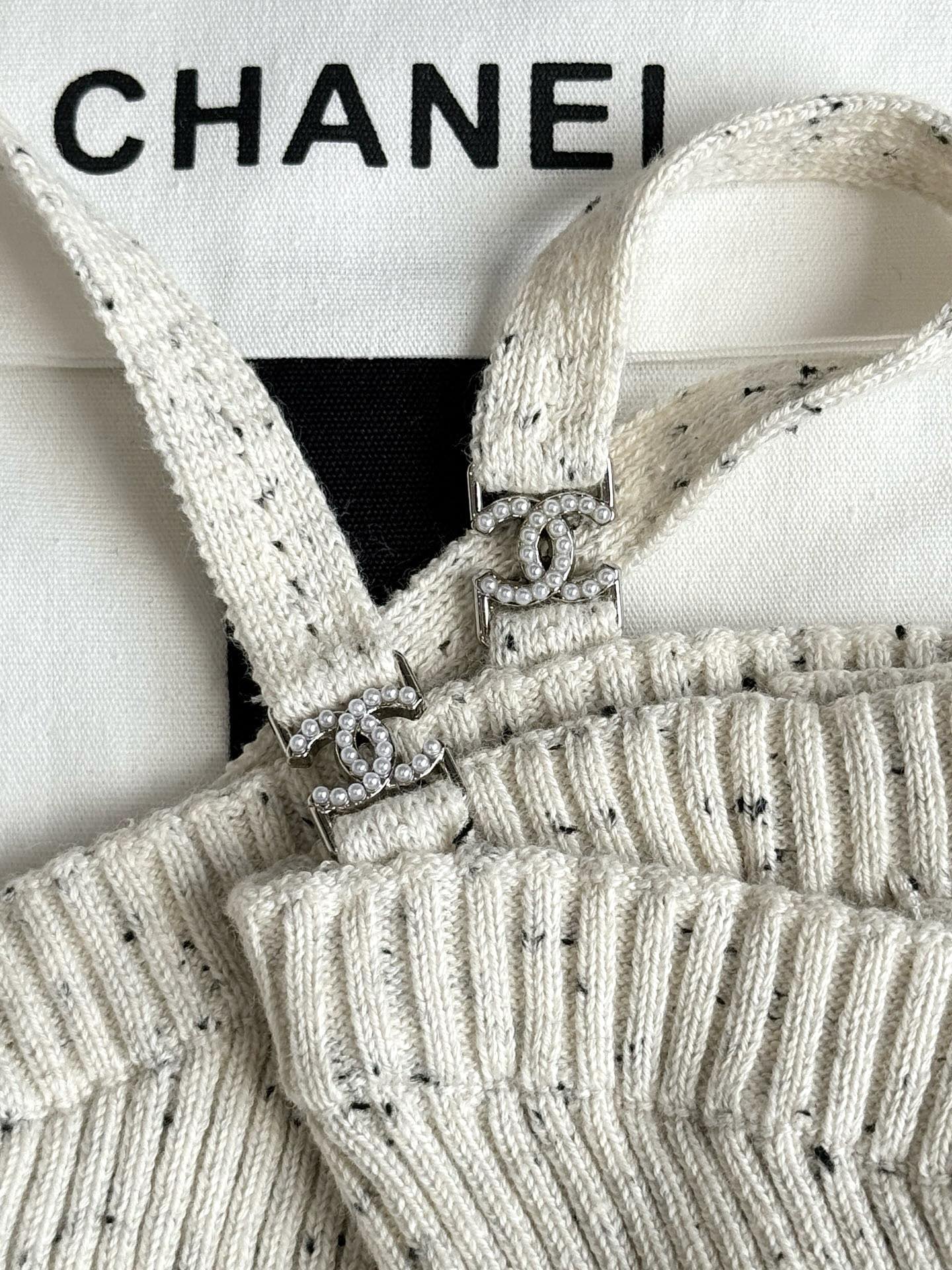 CHANEL CAMI TOP STYLE 83