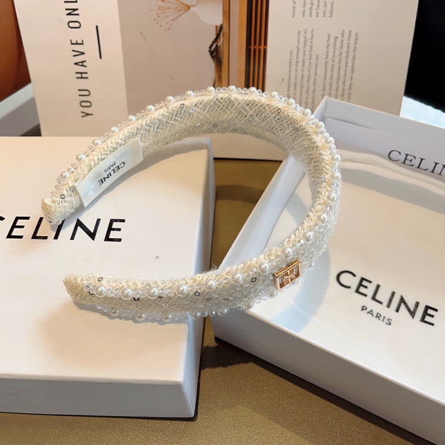 WHITE TWEED WITH PEARL HAIRBAND 412431