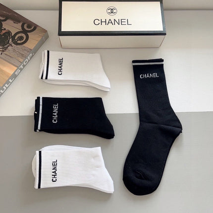 CHANEL 26S CREW SOCKS 398711 (1 BOX)