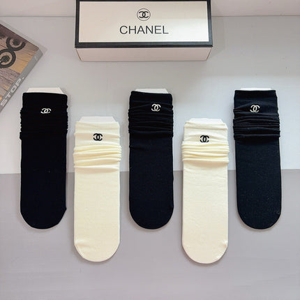 CHANEL 26S CREW SOCKS 400413 (1 BOX)
