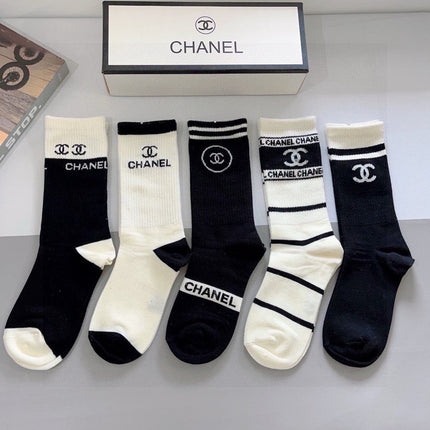 CHANEL 26S CREW SOCKS 408685 (1 BOX)
