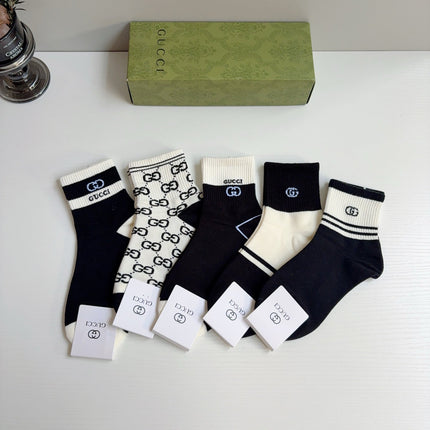 GUCCI 26S CREW SOCKS 405354 (1 BOX)