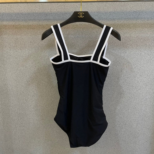 CC BIKINI SWIMSUIT SET IN BLACK AND WHITE TRIM WHITE WAIST TIE DETAIL 613721