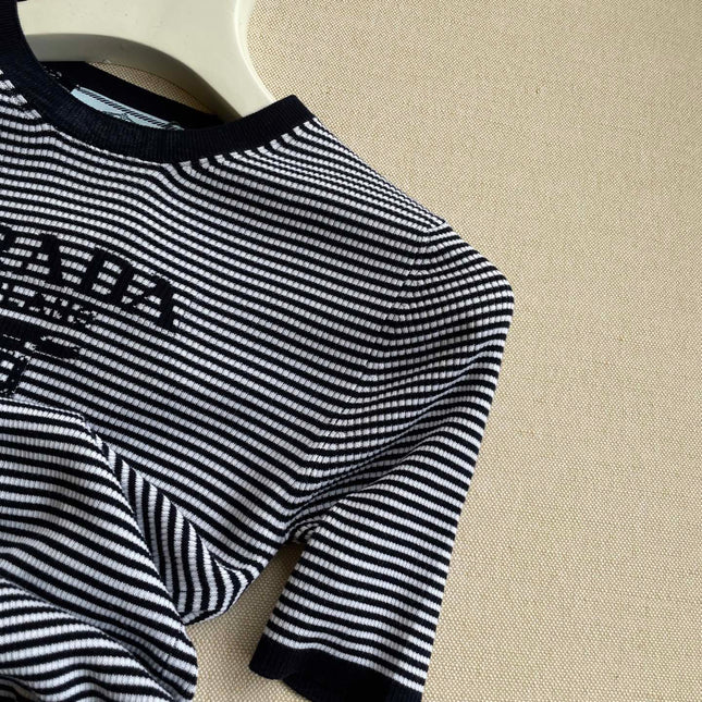 PRADA 26S SHORT-SLEEVE KNIT TOP 1003