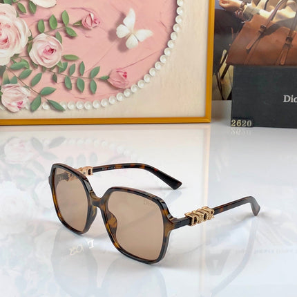 DIOR 26S OVERSIZED SQUARE FRAME IN ACETATE 499143