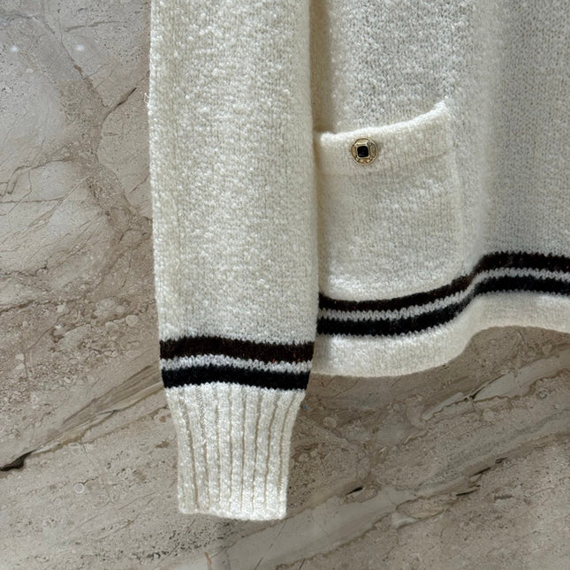 CHANEL 25S CASHMERE HALF-ZIP T-SHIRT 318