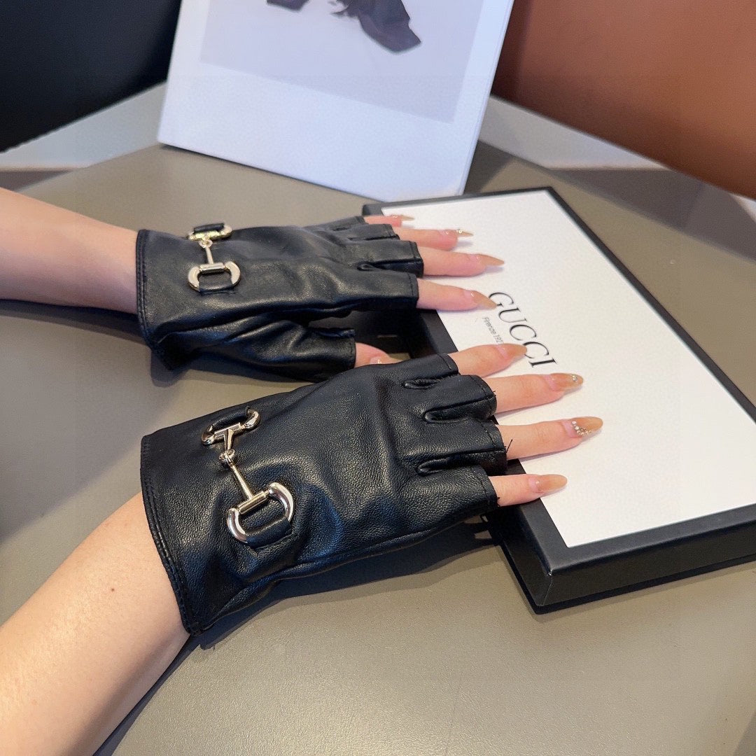 FINGERLESS GLOVES IN BLACK LAMBSKIN 436035