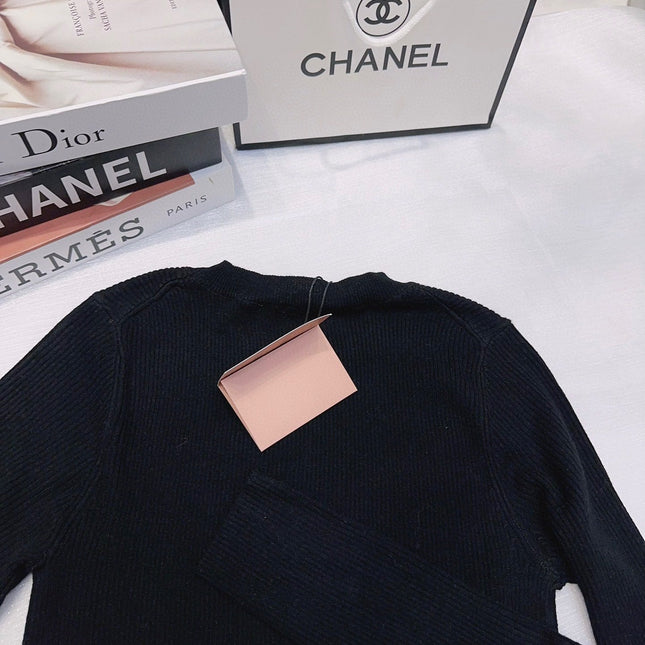 MIUMIU SWEATER STYLE 722