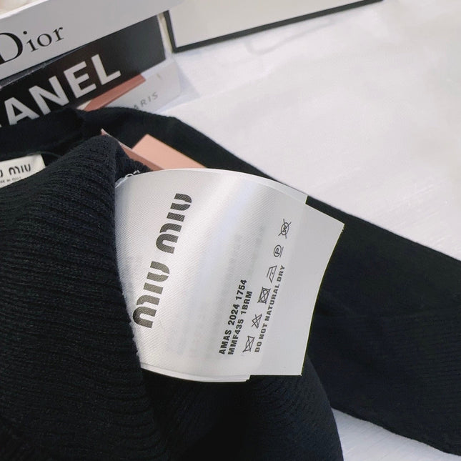 MIUMIU SWEATER STYLE 722