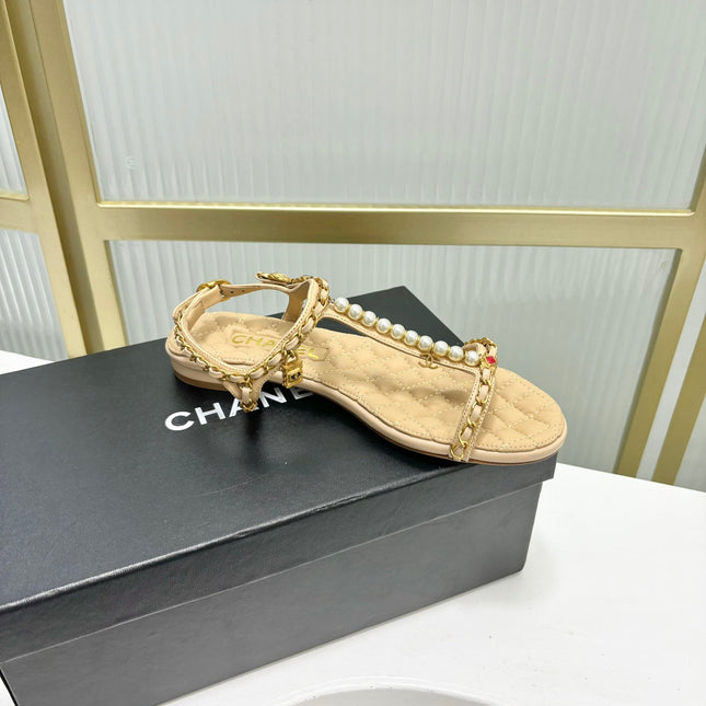 SANDALS PEARL CHAIN IN BEIGE CREAM COWHIDE